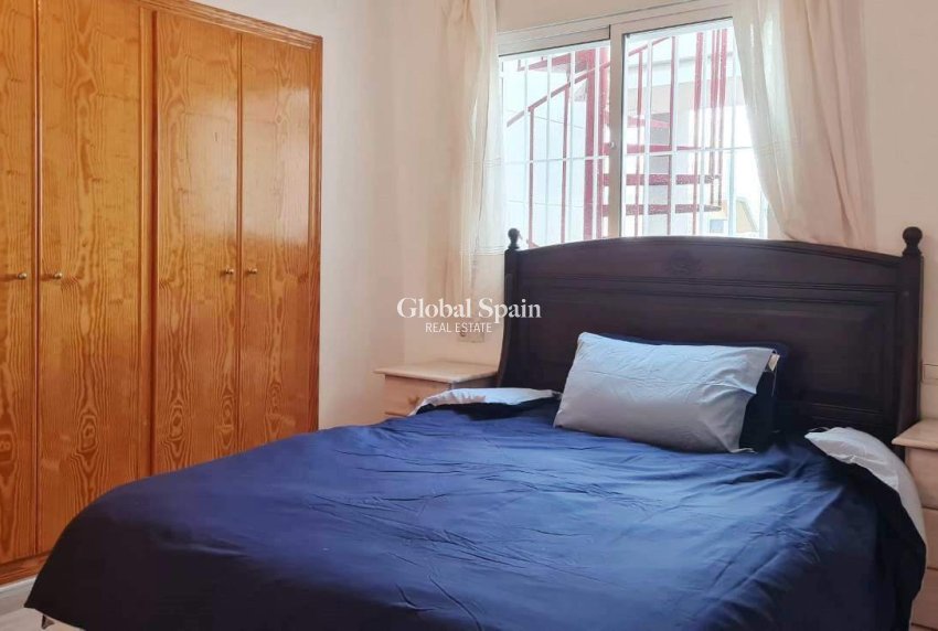 Revente - PENTHOUSE -
VILLAMARTÍN - Costa Blanca