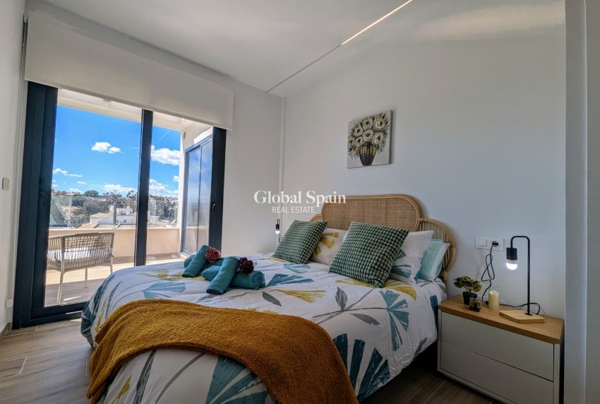 Revente - PENTHOUSE -
VILLAMARTÍN - Costa Blanca