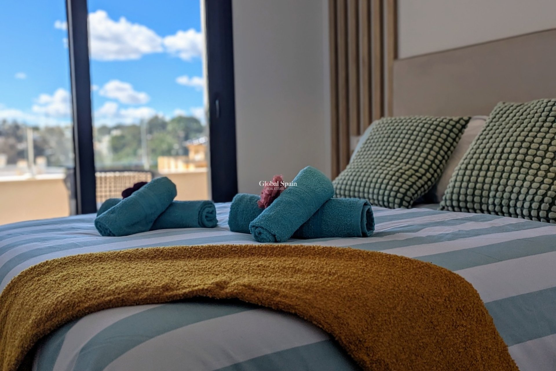 Revente - PENTHOUSE -
VILLAMARTÍN - Costa Blanca