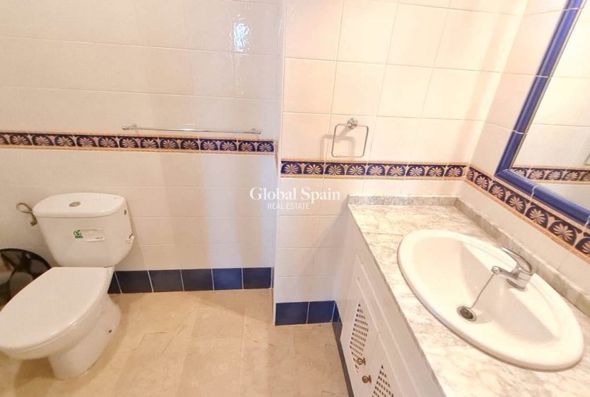 Revente - PENTHOUSE -
VILLAMARTÍN - Costa Blanca