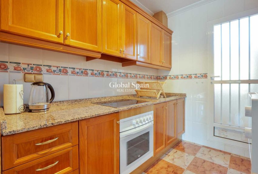 Revente - PENTHOUSE -
VILLAMARTÍN - Costa Blanca