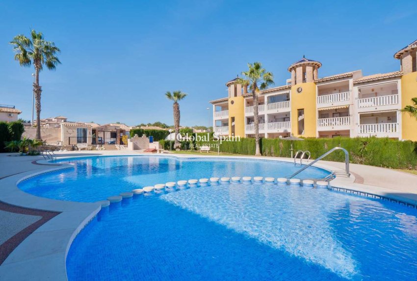 Revente - PENTHOUSE -
VILLAMARTÍN - Costa Blanca