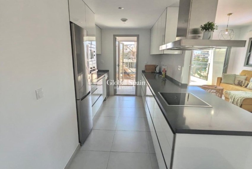 Revente - PENTHOUSE -
VILLAMARTÍN - Costa Blanca