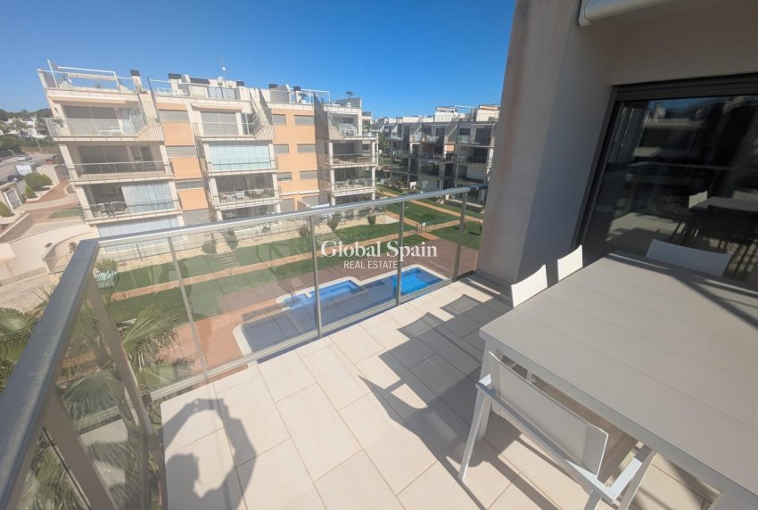 Revente - PENTHOUSE -
VILLAMARTÍN - Costa Blanca