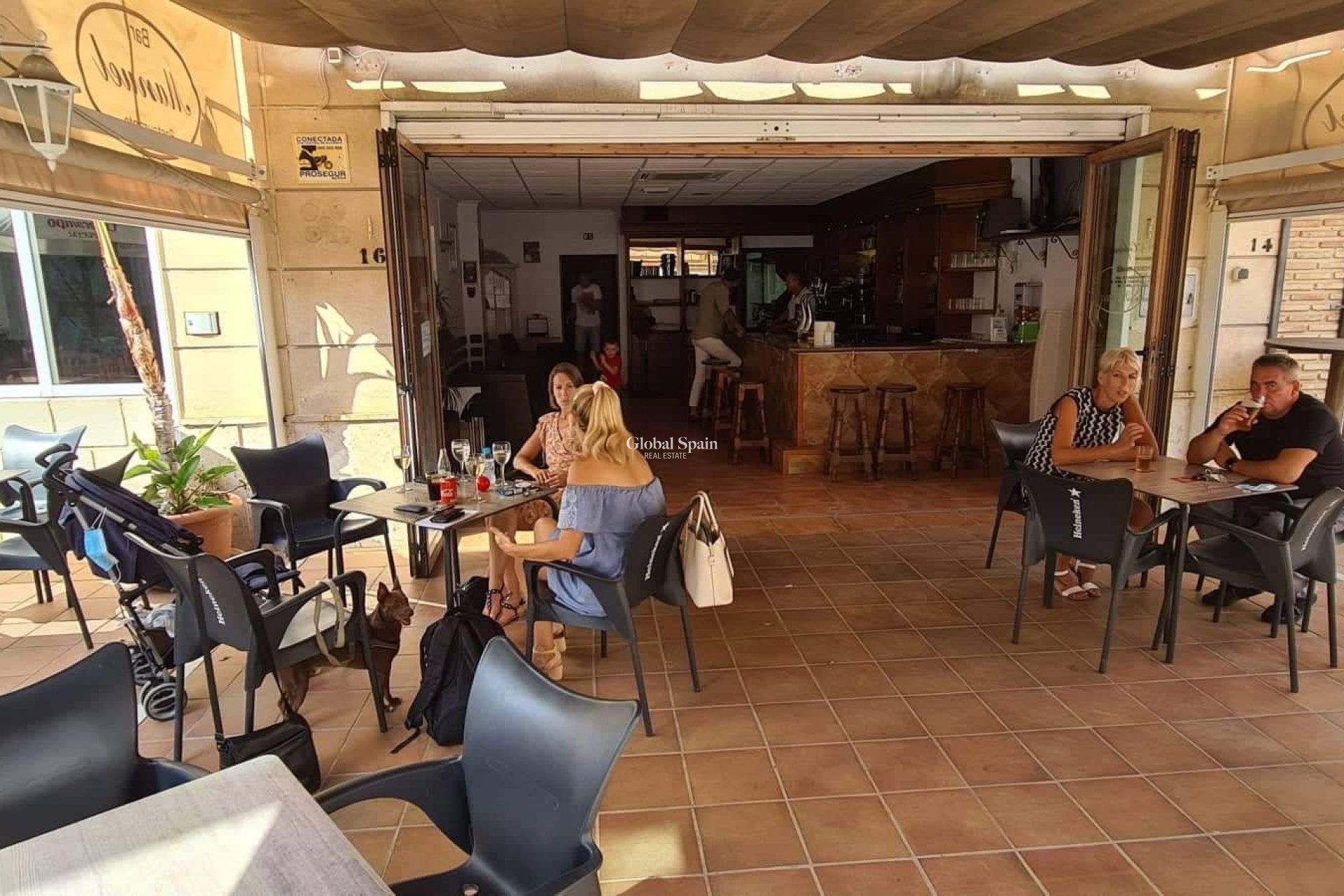 Revente - PROPRIÉTÉ COMMERCIALE -
LOS BALCONES - LOS ALTOS