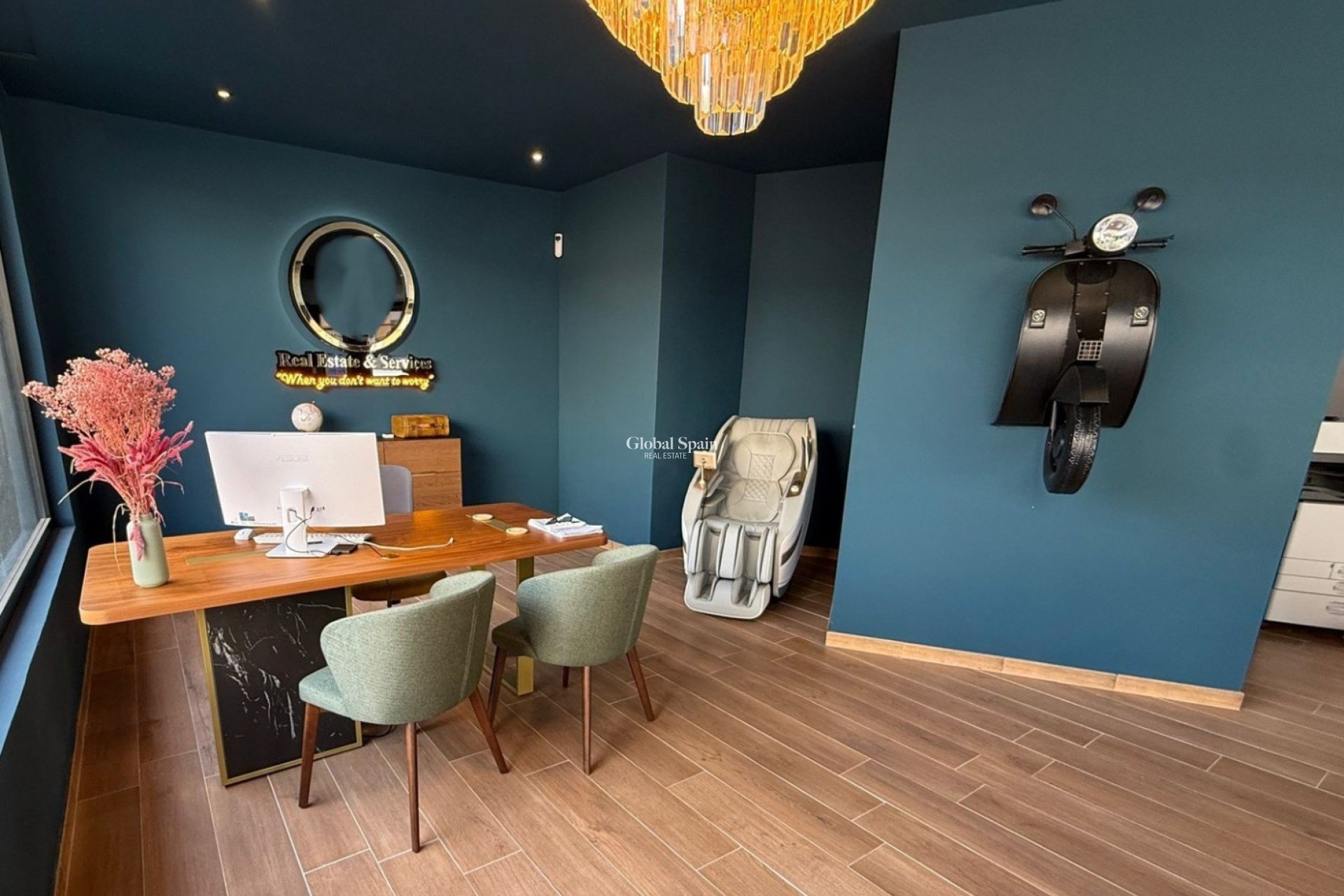 Revente - PROPRIÉTÉ COMMERCIALE -
PALMA - Mallorca