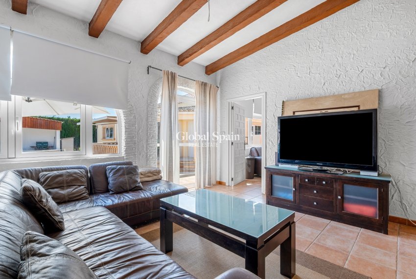 Revente - Propriété de campagne/Finca -
ALMORADÍ