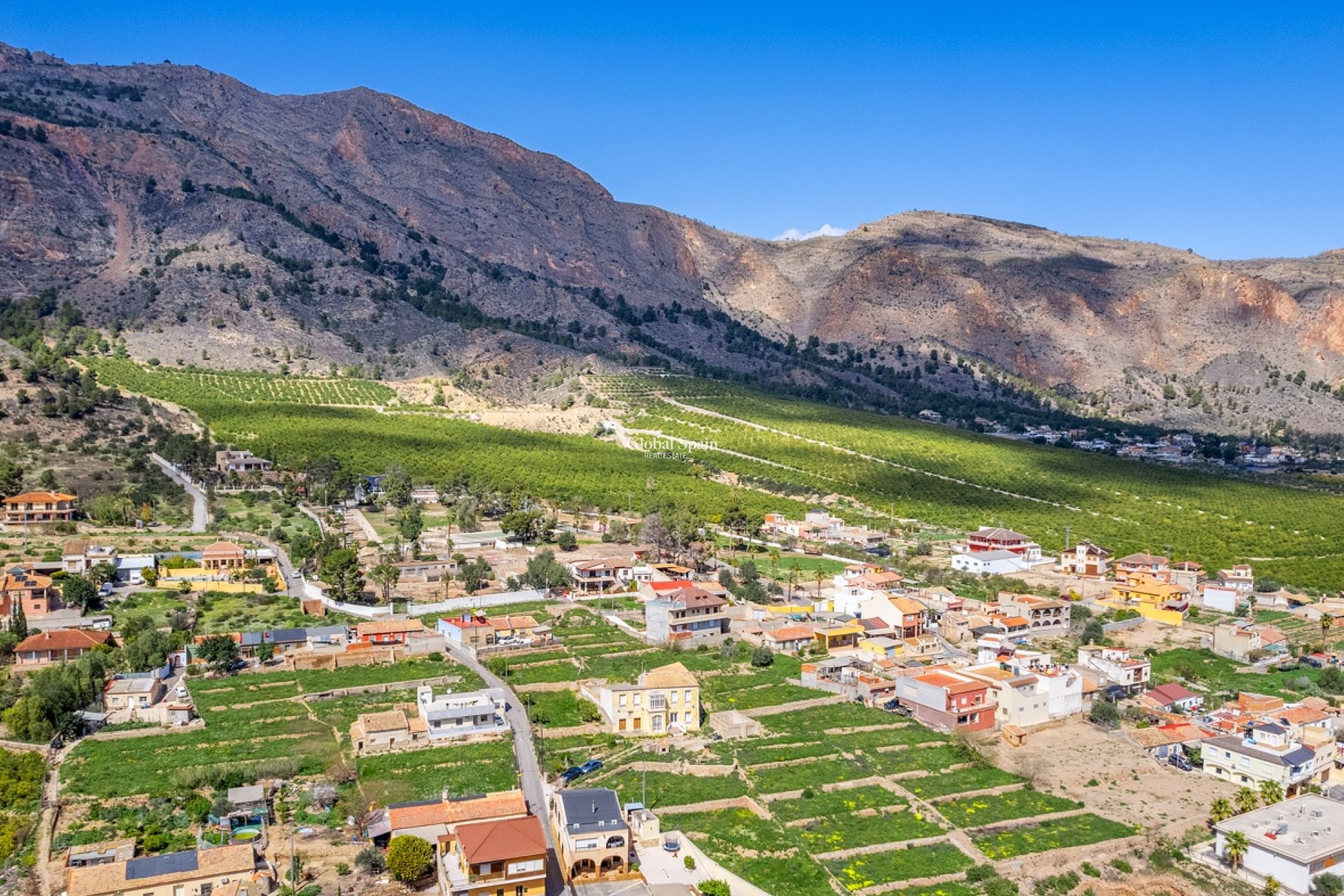Revente - Propriété de campagne/Finca -
ORIHUELA - Orihuela