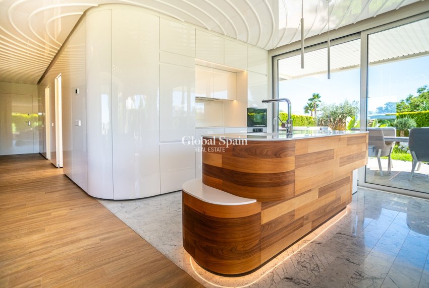 Revente - Rez-de-chaussée -
LAS COLINAS GOLF RESORT