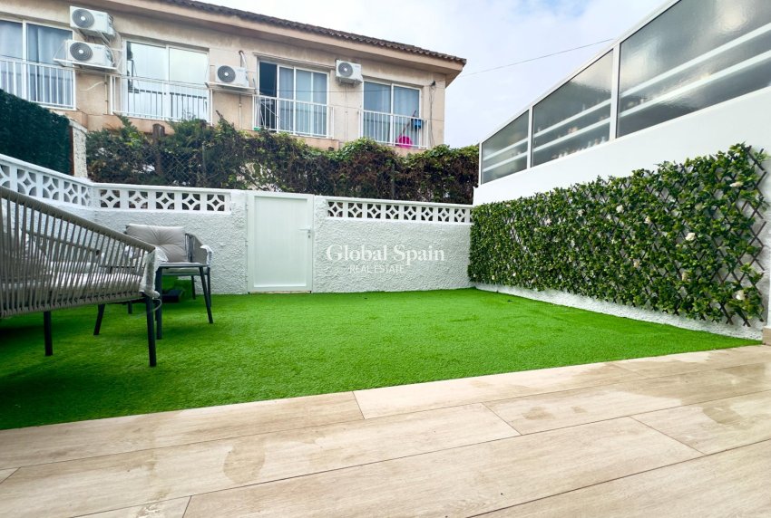 Revente - Rez-de-chaussée -
ORIHUELA COSTA - La Regia