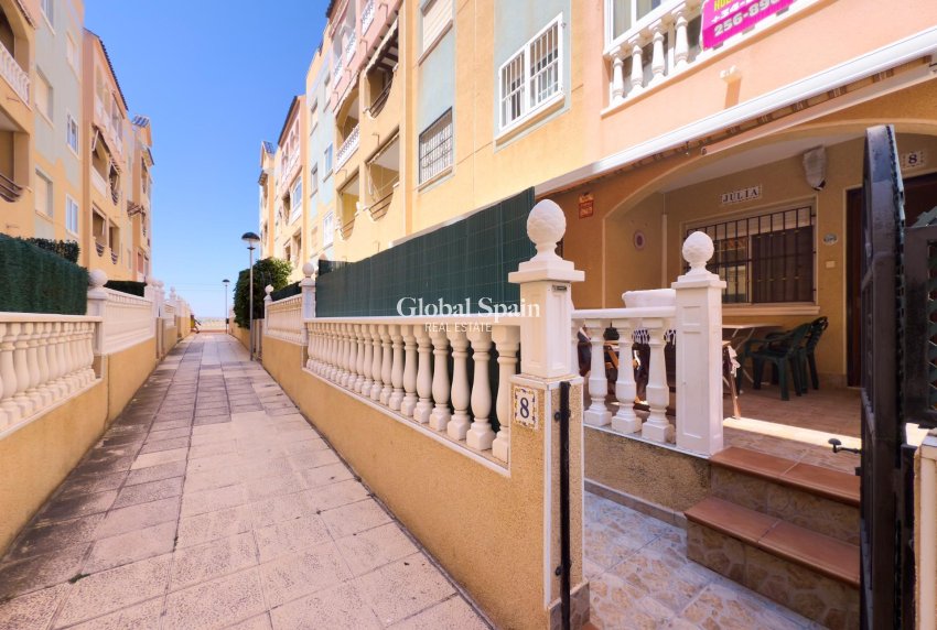 Revente - Rez-de-chaussée -
TORREVIEJA - La Mata pueblo