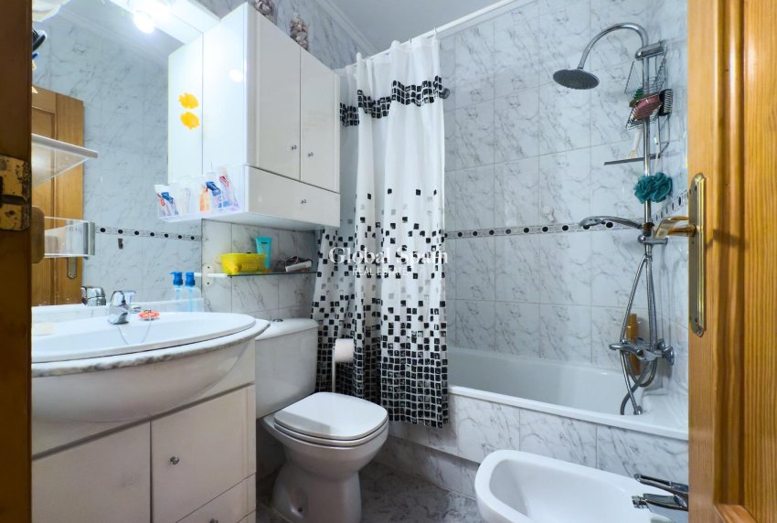 Revente - Rez-de-chaussée -
TORREVIEJA - La Mata pueblo