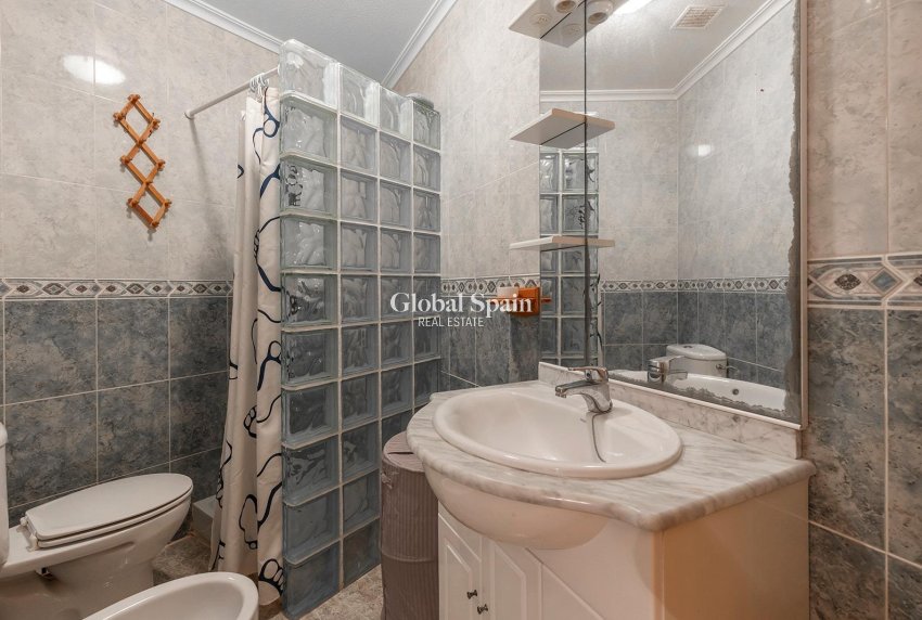 Revente - Rez-de-chaussée -
TORREVIEJA - La Mata