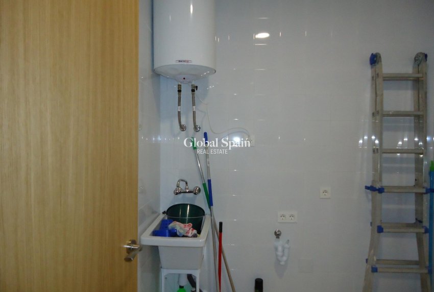 Revente - VILLA -
ABANILLA - Inland