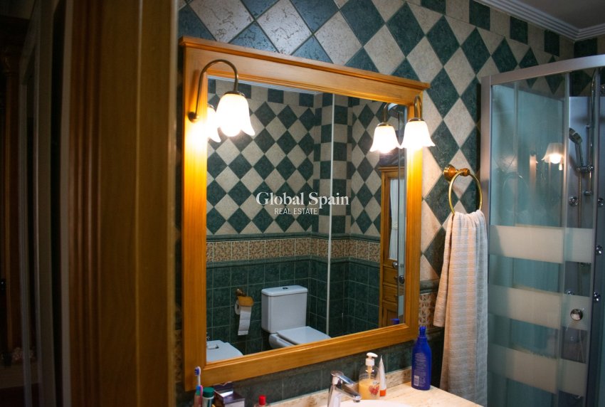 Revente - VILLA -
ALBACETE - Hellin