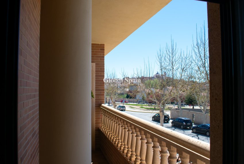 Revente - VILLA -
ALBACETE - Hellin