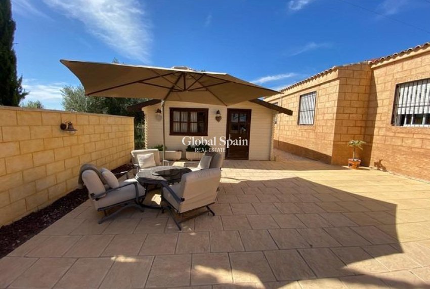 Revente - VILLA -
ALBATERA - Campo De Albatera