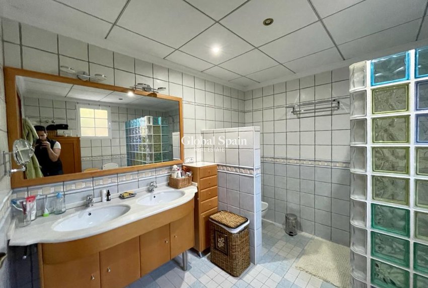 Revente - VILLA -
ALBATERA - Inland