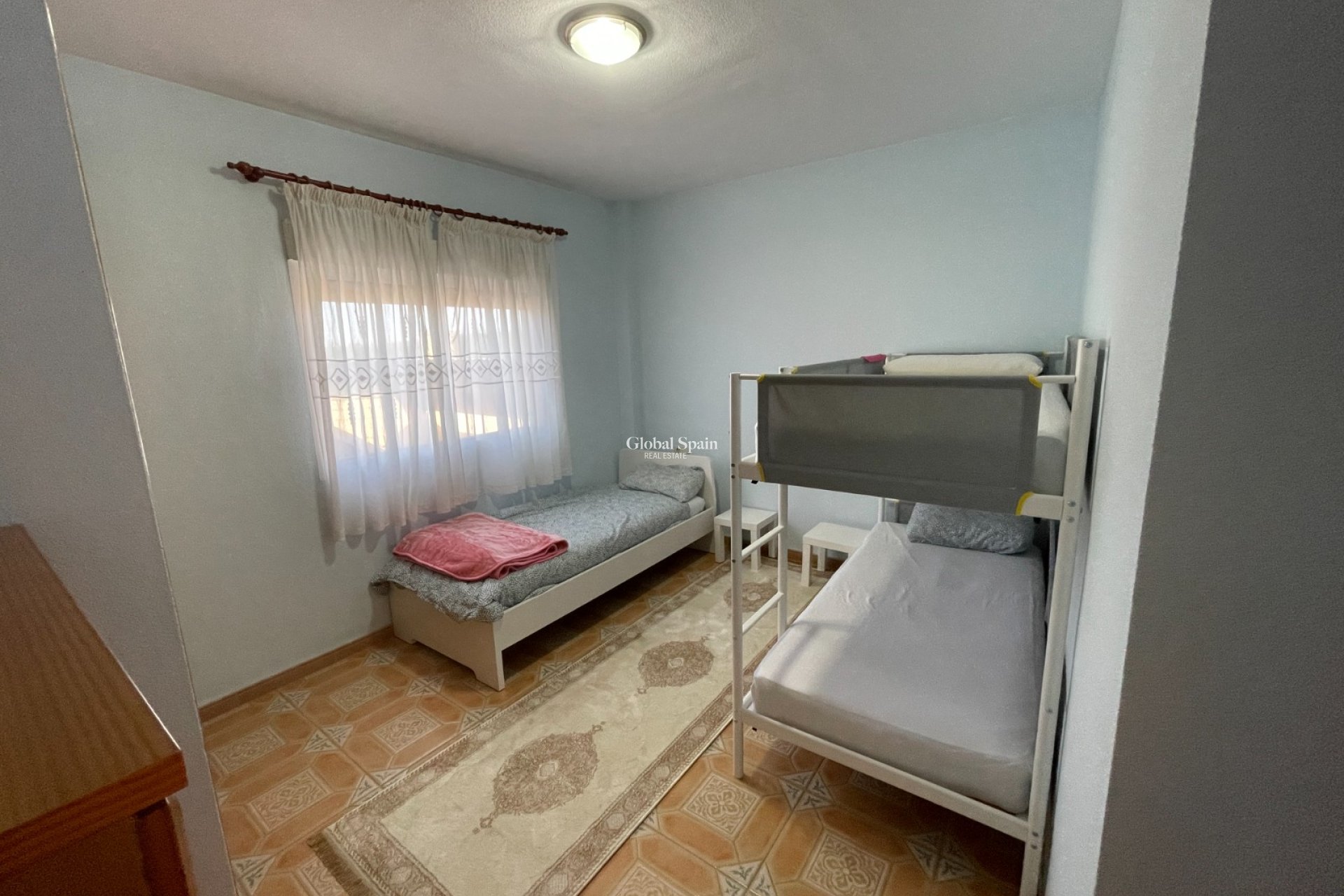 Revente - VILLA -
ALBATERA - Inland
