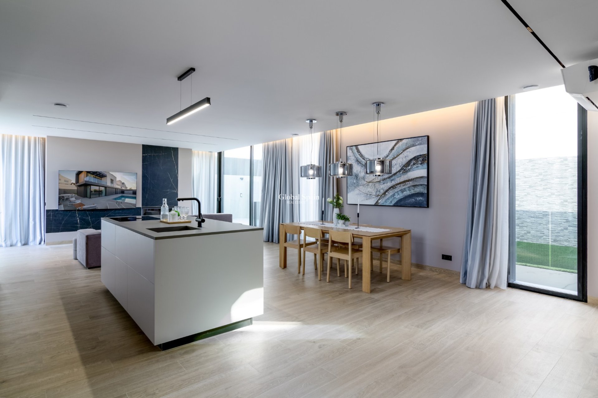 Revente - Villa -
Albir - center