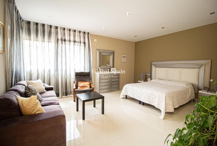 Revente - VILLA -
ALFAZ DEL PI - Albir