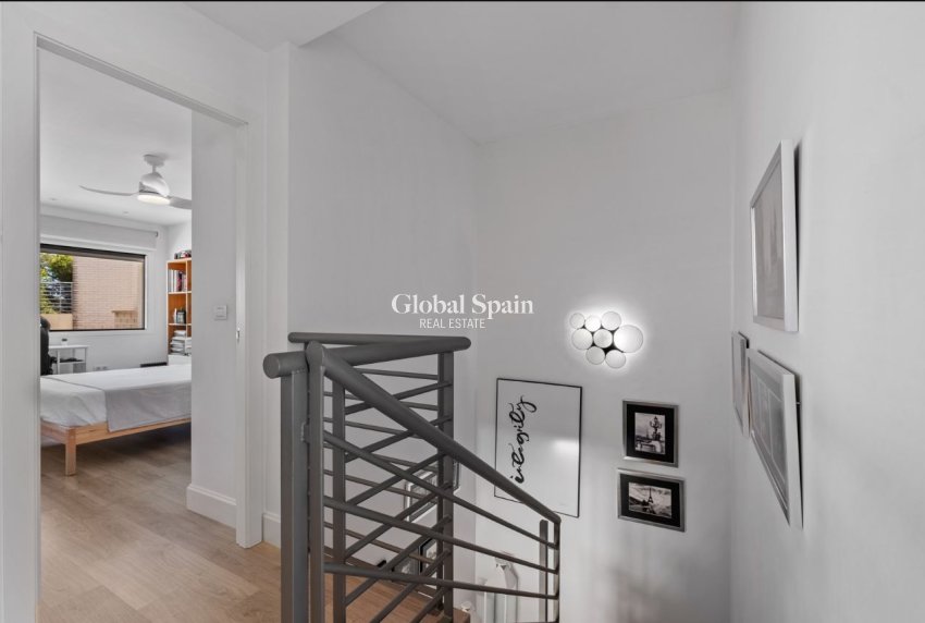 Revente - VILLA -
ALFAZ DEL PI - Costa Blanca