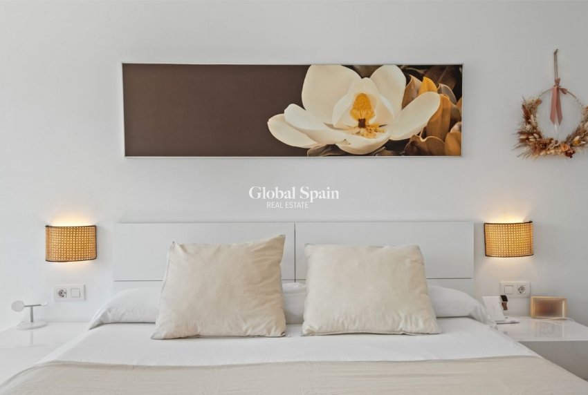 Revente - VILLA -
ALFAZ DEL PI - Costa Blanca