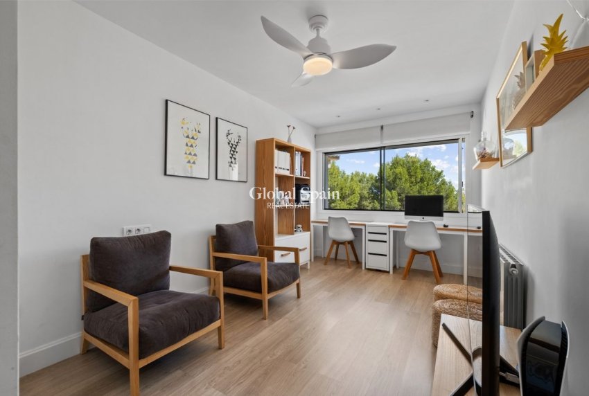 Revente - VILLA -
ALFAZ DEL PI - Costa Blanca