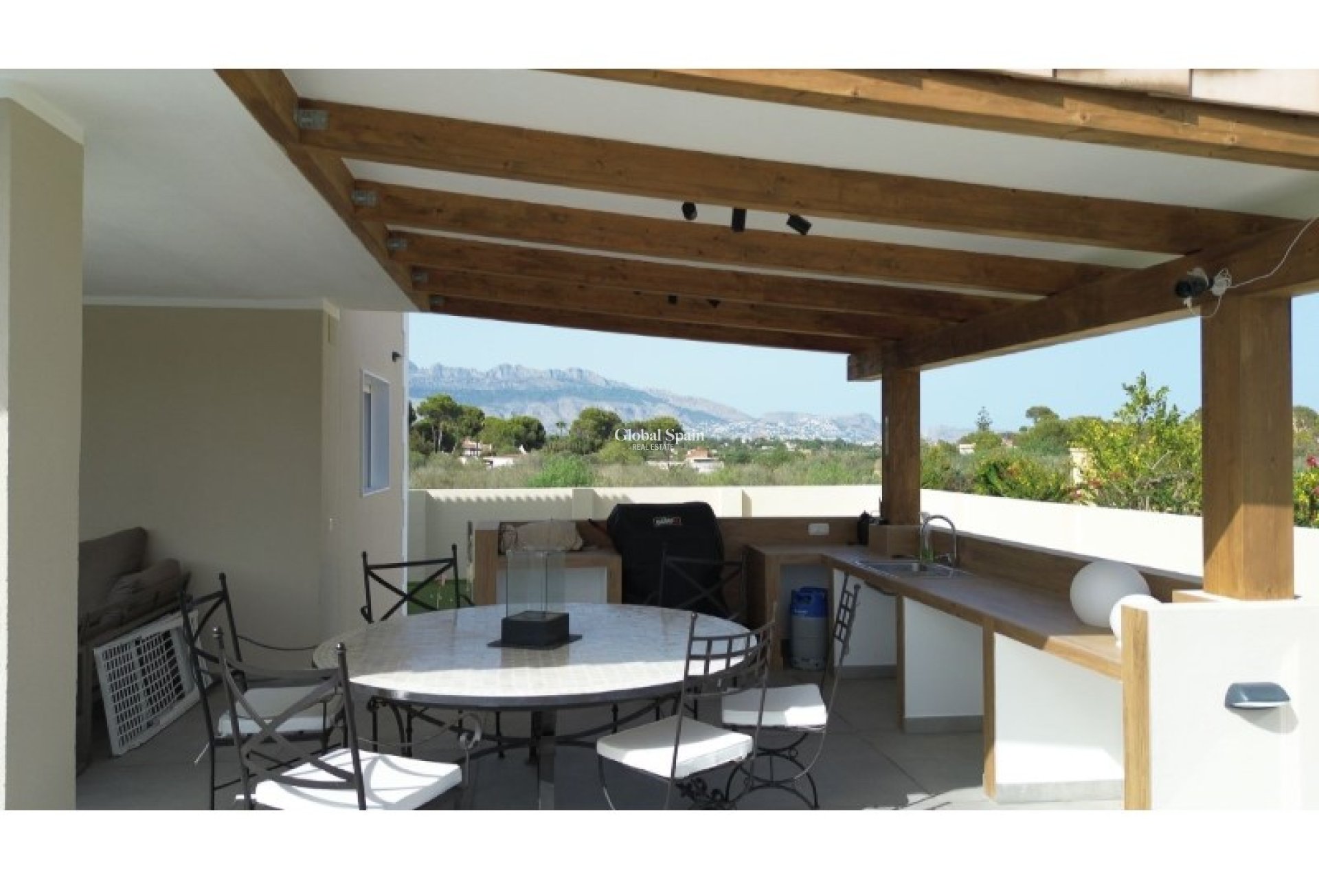 Revente - VILLA -
ALFAZ DEL PI - Costa Blanca