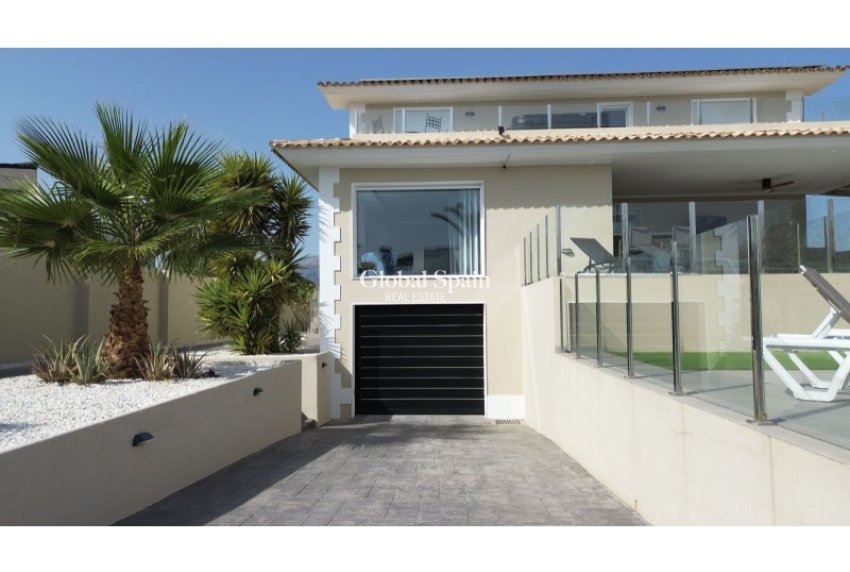 Revente - VILLA -
ALFAZ DEL PI - Costa Blanca