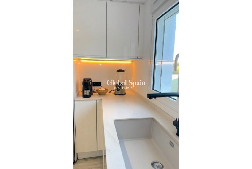 Revente - VILLA -
ALFAZ DEL PI - Costa Blanca