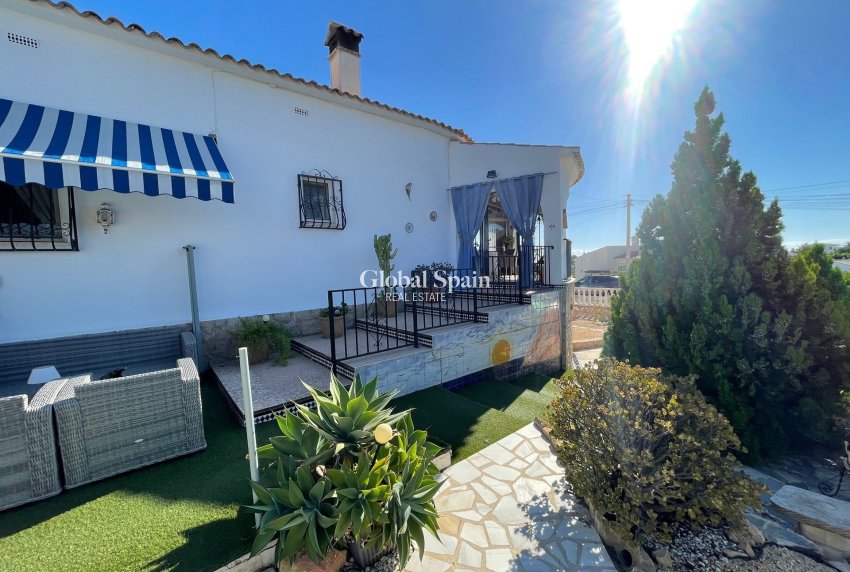 Revente - VILLA -
ALFAZ DEL PI