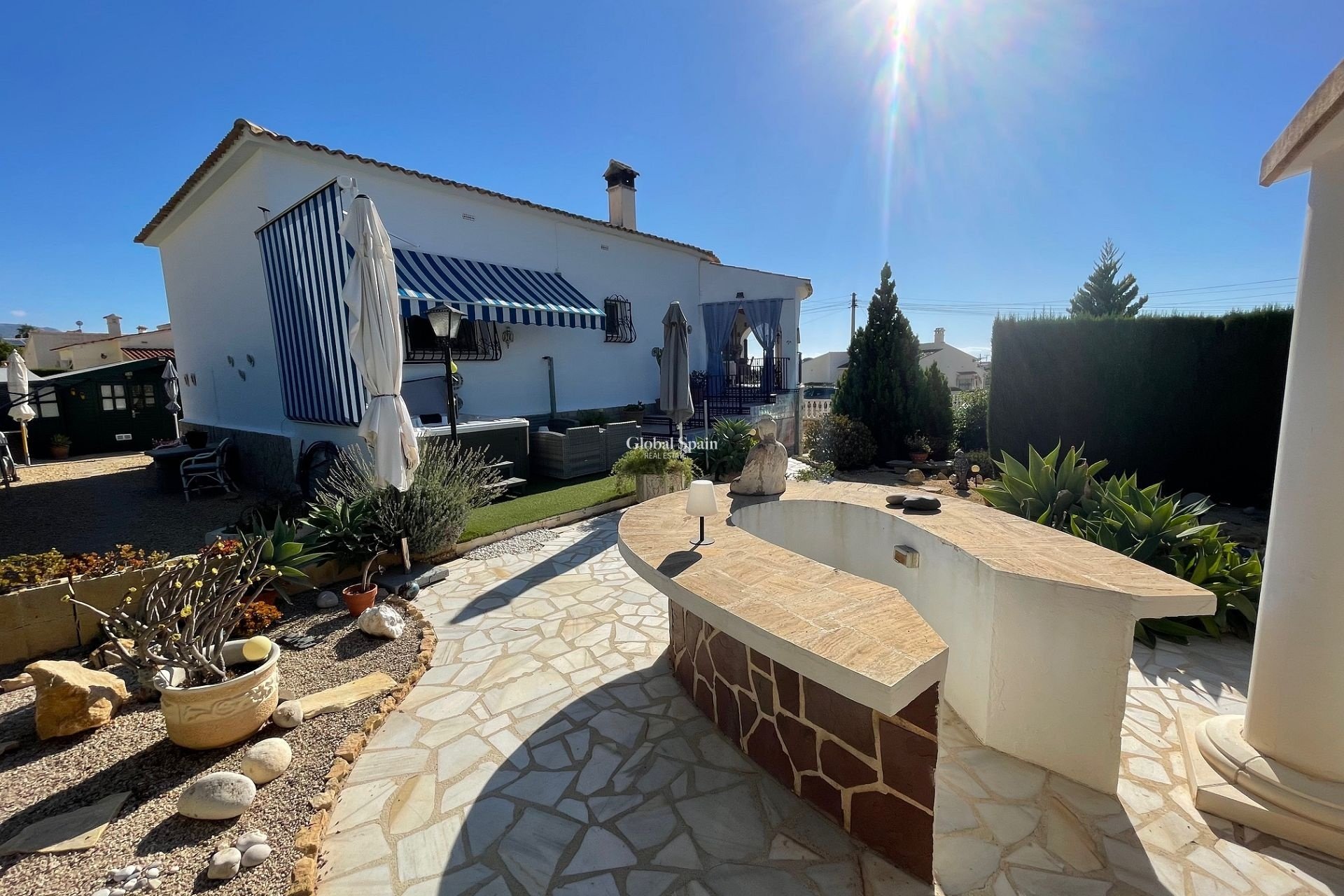 Revente - VILLA -
ALFAZ DEL PI