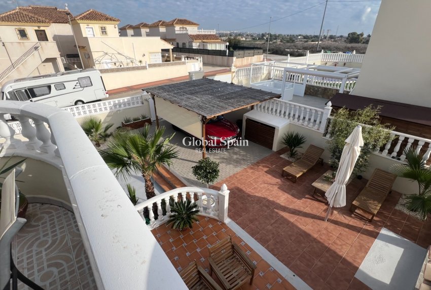Revente - Villa -
ALGORFA - Algorfa