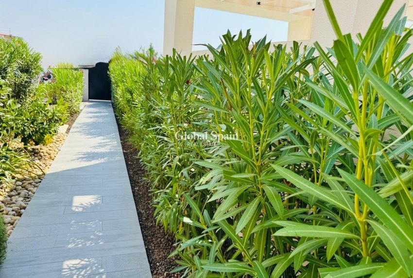 Revente - VILLA -
ALGORFA - Club De Golf La Finca