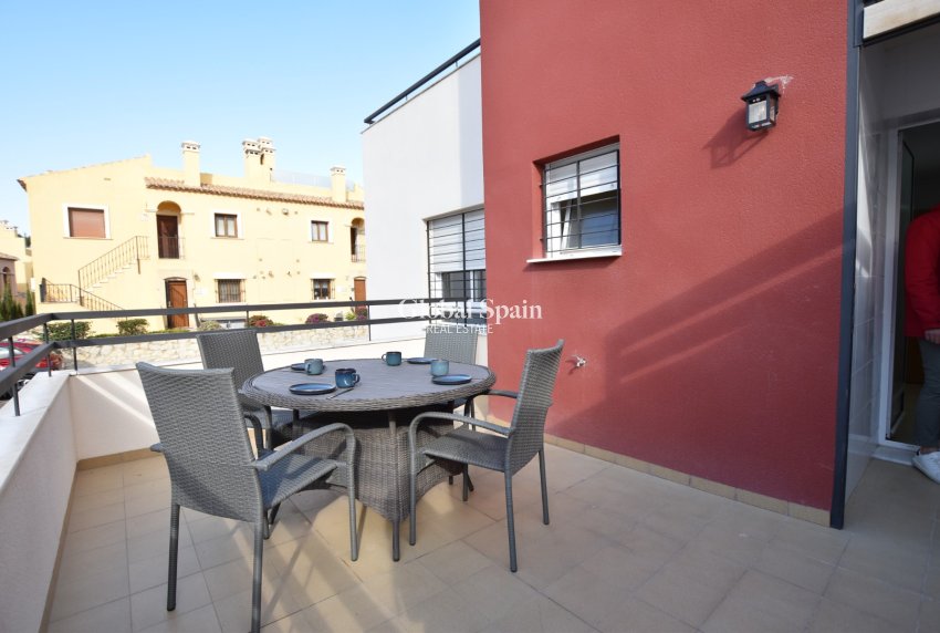 Revente - VILLA -
ALGORFA - Inland