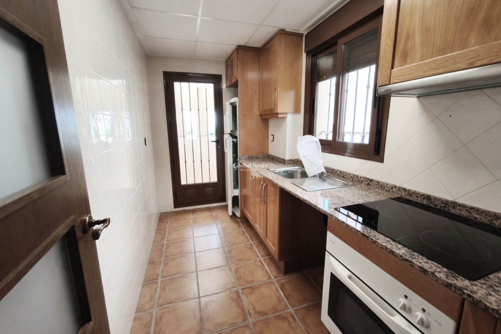 Revente - VILLA -
ALGORFA - Inland