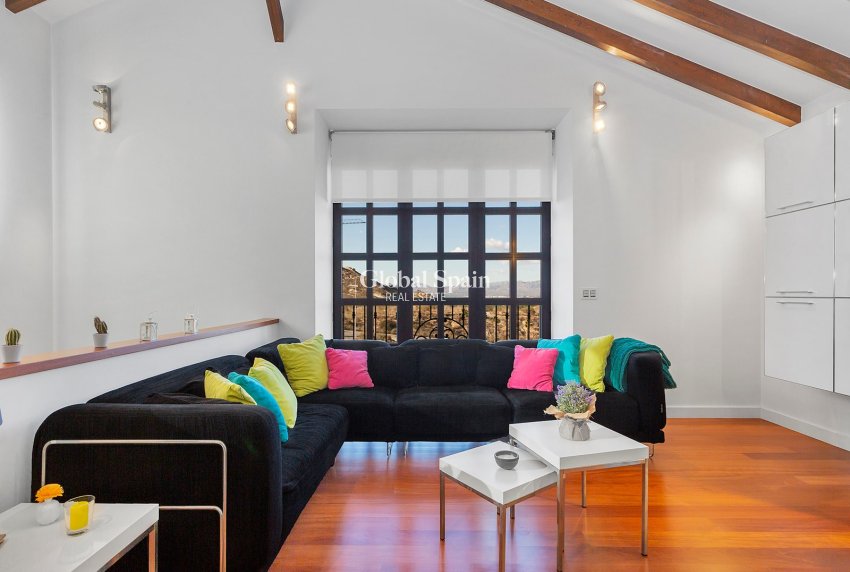 Revente - VILLA -
ALGORFA - Inland