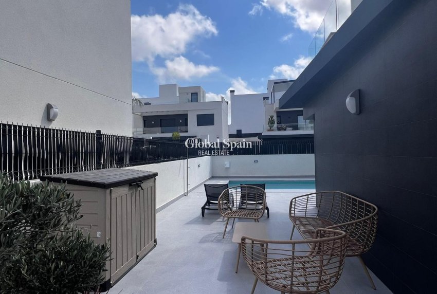 Revente - VILLA -
ALGORFA - Inland