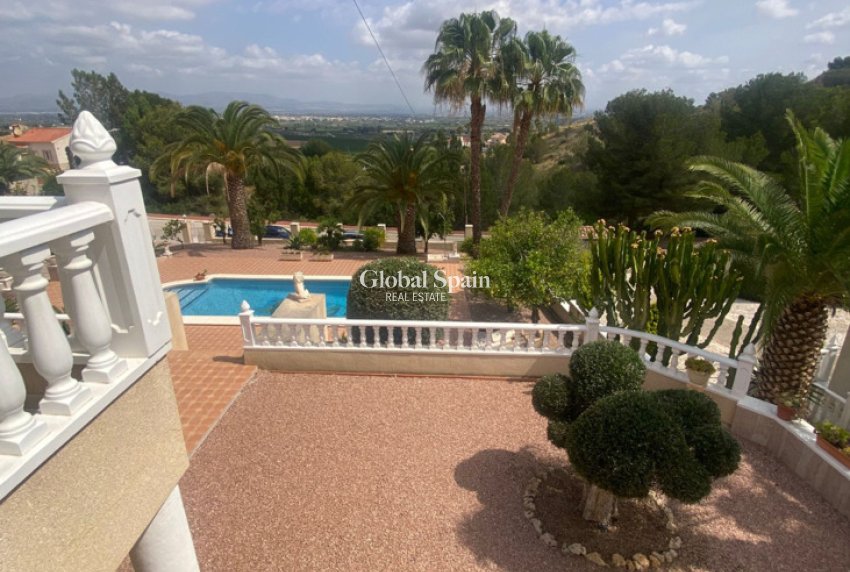 Revente - VILLA -
ALGORFA - Inland