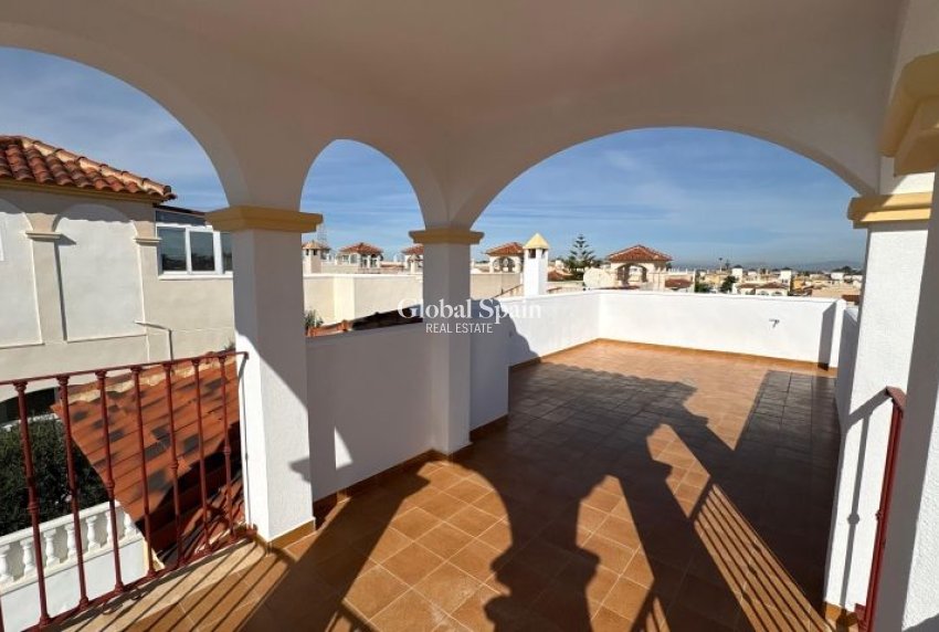 Revente - VILLA -
ALGORFA - Inland