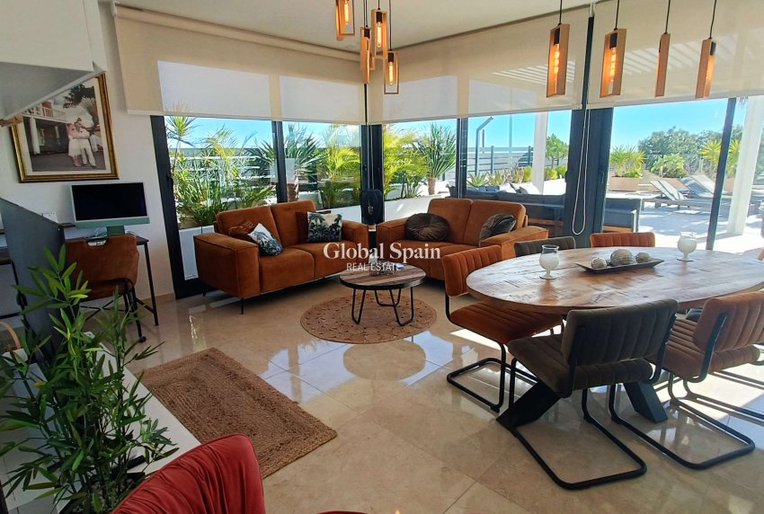 Revente - VILLA -
ALGORFA - Inland