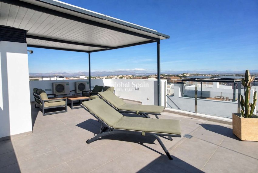 Revente - VILLA -
ALGORFA - Inland