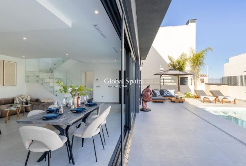 Revente - VILLA -
ALGORFA - Inland