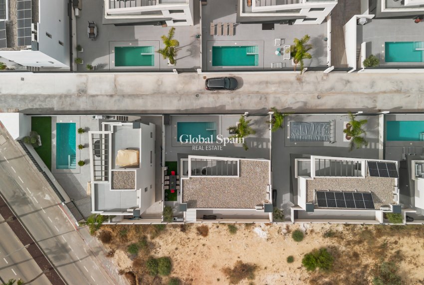 Revente - VILLA -
ALGORFA - Inland