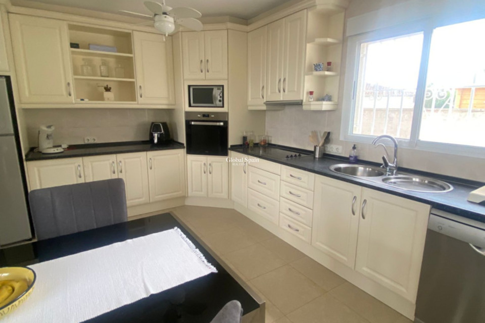 Revente - VILLA -
ALGORFA - Inland