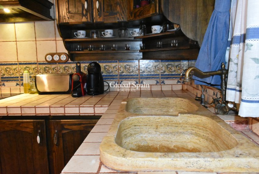 Revente - VILLA -
ALGORFA - Inland