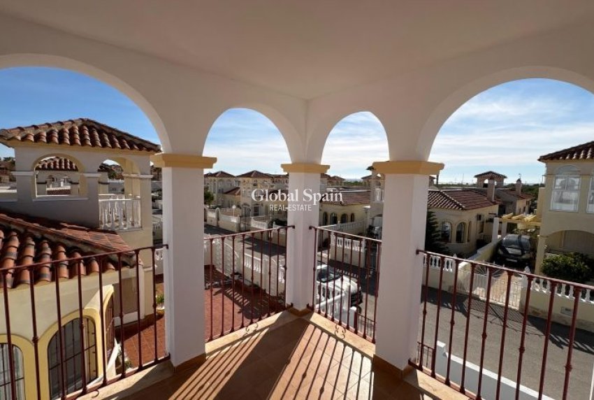 Revente - VILLA -
ALGORFA - Inland