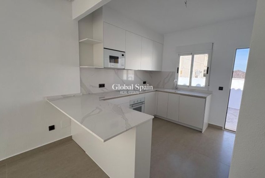 Revente - VILLA -
ALGORFA - Inland