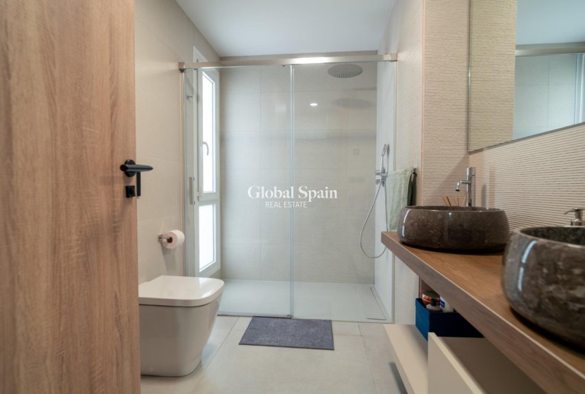 Revente - VILLA -
ALGORFA - Inland